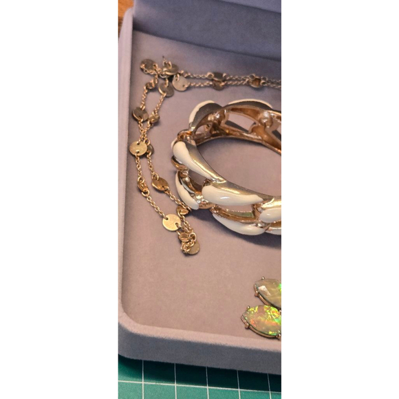 Jewelry bundle set long necklace earrings bracelets pre-owned - Picture 4 of 9